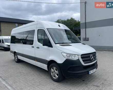 Білий Мерседес Sprinter, об'ємом двигуна 1.95 л та пробігом 560 тис. км за 46717 $, фото 4 на Automoto.ua