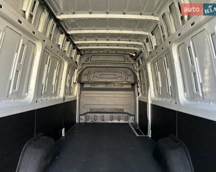 Белый Мерседес Sprinter, объемом двигателя 2.08 л и пробегом 145 тыс. км за 28999 $, фото 30 на Automoto.ua