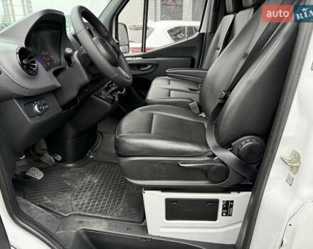 Белый Мерседес Sprinter, объемом двигателя 1.99 л и пробегом 171 тыс. км за 24900 $, фото 27 на Automoto.ua