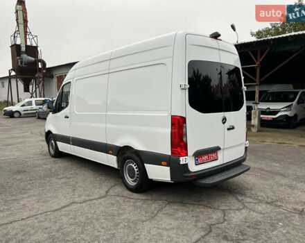 Белый Мерседес Sprinter, объемом двигателя 2 л и пробегом 237 тыс. км за 25499 $, фото 5 на Automoto.ua