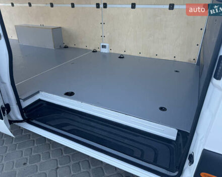 Белый Мерседес Sprinter, объемом двигателя 2.14 л и пробегом 203 тыс. км за 27500 $, фото 31 на Automoto.ua