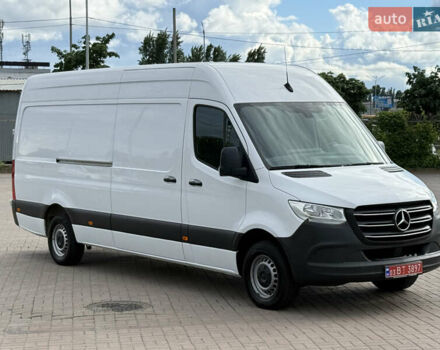 Белый Мерседес Sprinter, объемом двигателя 2.2 л и пробегом 208 тыс. км за 26999 $, фото 5 на Automoto.ua