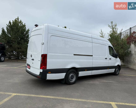 Белый Мерседес Sprinter, объемом двигателя 2 л и пробегом 240 тыс. км за 25999 $, фото 21 на Automoto.ua