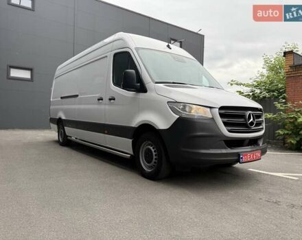 Белый Мерседес Sprinter, объемом двигателя 2 л и пробегом 238 тыс. км за 31950 $, фото 1 на Automoto.ua