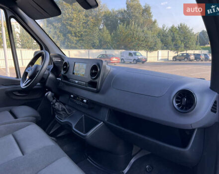 Белый Мерседес Sprinter, объемом двигателя 2 л и пробегом 111 тыс. км за 25999 $, фото 29 на Automoto.ua