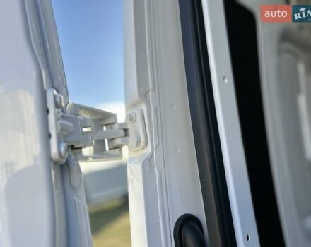 Белый Мерседес Sprinter, объемом двигателя 2.08 л и пробегом 145 тыс. км за 28999 $, фото 34 на Automoto.ua