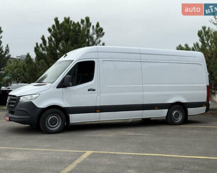 Белый Мерседес Sprinter, объемом двигателя 2 л и пробегом 240 тыс. км за 25999 $, фото 8 на Automoto.ua