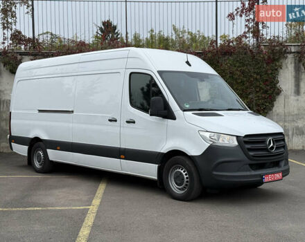 Белый Мерседес Sprinter, объемом двигателя 2 л и пробегом 240 тыс. км за 25999 $, фото 3 на Automoto.ua