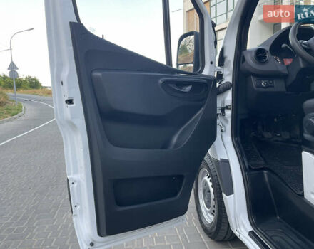 Белый Мерседес Sprinter, объемом двигателя 2 л и пробегом 195 тыс. км за 26900 $, фото 28 на Automoto.ua