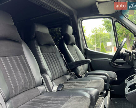 Белый Мерседес Sprinter, объемом двигателя 3 л и пробегом 121 тыс. км за 68715 $, фото 19 на Automoto.ua