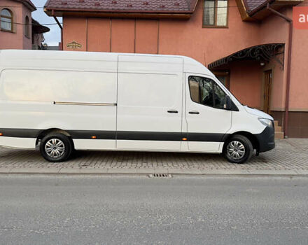 Белый Мерседес Sprinter, объемом двигателя 2.2 л и пробегом 257 тыс. км за 29039 $, фото 4 на Automoto.ua