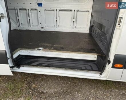 Белый Мерседес Sprinter, объемом двигателя 2 л и пробегом 311 тыс. км за 23900 $, фото 6 на Automoto.ua