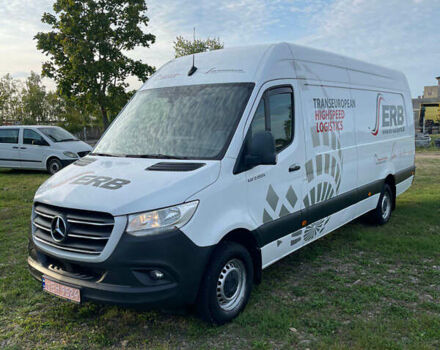 Белый Мерседес Sprinter, объемом двигателя 2.99 л и пробегом 400 тыс. км за 36500 $, фото 1 на Automoto.ua