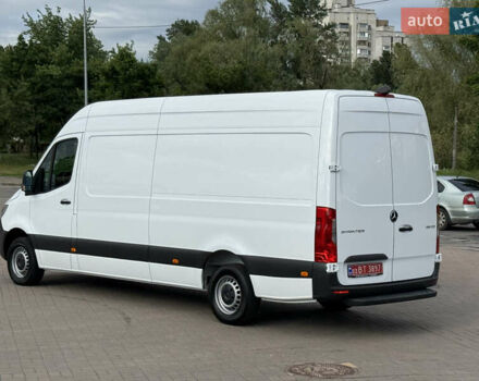 Белый Мерседес Sprinter, объемом двигателя 2.2 л и пробегом 208 тыс. км за 26999 $, фото 12 на Automoto.ua