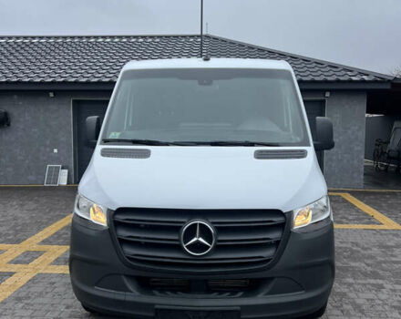 Белый Мерседес Sprinter, объемом двигателя 3 л и пробегом 105 тыс. км за 32999 $, фото 1 на Automoto.ua