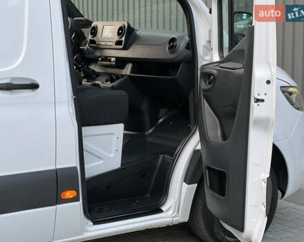 Білий Мерседес Sprinter, об'ємом двигуна 2.2 л та пробігом 253 тис. км за 24500 $, фото 118 на Automoto.ua