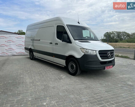 Белый Мерседес Sprinter, объемом двигателя 2 л и пробегом 246 тыс. км за 26650 $, фото 3 на Automoto.ua