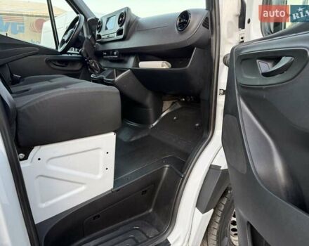 Белый Мерседес Sprinter, объемом двигателя 2 л и пробегом 311 тыс. км за 23900 $, фото 19 на Automoto.ua