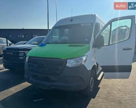 Белый Мерседес Sprinter, объемом двигателя 3 л и пробегом 277 тыс. км за 23500 $, фото 1 на Automoto.ua