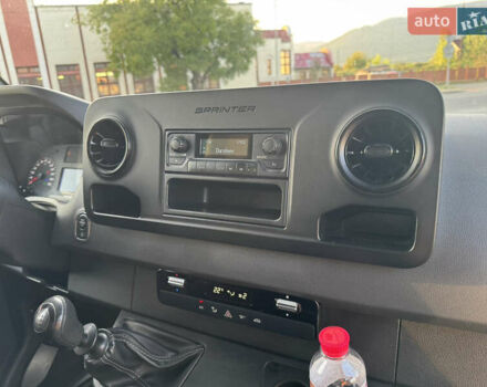 Білий Мерседес Sprinter, об'ємом двигуна 2.14 л та пробігом 332 тис. км за 21863 $, фото 34 на Automoto.ua