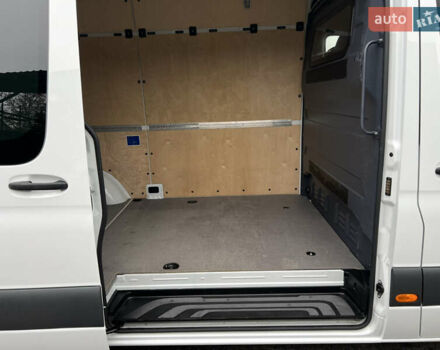 Белый Мерседес Sprinter, объемом двигателя 2 л и пробегом 237 тыс. км за 25499 $, фото 9 на Automoto.ua