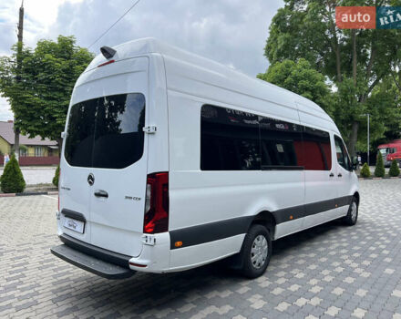 Белый Мерседес Sprinter, объемом двигателя 3 л и пробегом 121 тыс. км за 68715 $, фото 5 на Automoto.ua