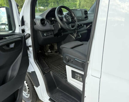Белый Мерседес Sprinter, объемом двигателя 2.2 л и пробегом 208 тыс. км за 26999 $, фото 43 на Automoto.ua