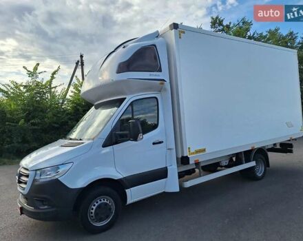 Белый Мерседес Sprinter, объемом двигателя 2.99 л и пробегом 220 тыс. км за 39800 $, фото 3 на Automoto.ua