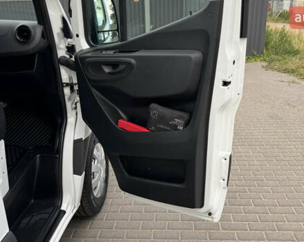 Белый Мерседес Sprinter, объемом двигателя 0 л и пробегом 241 тыс. км за 24900 $, фото 51 на Automoto.ua