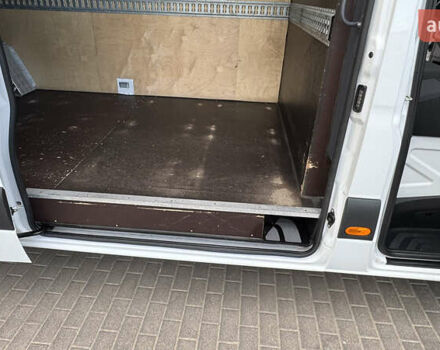 Белый Мерседес Sprinter, объемом двигателя 0 л и пробегом 241 тыс. км за 24900 $, фото 53 на Automoto.ua