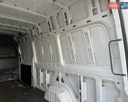 Белый Мерседес Sprinter, объемом двигателя 2 л и пробегом 311 тыс. км за 23900 $, фото 4 на Automoto.ua