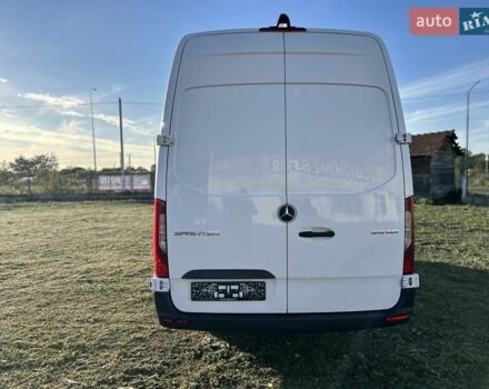 Белый Мерседес Sprinter, объемом двигателя 2.08 л и пробегом 145 тыс. км за 28999 $, фото 12 на Automoto.ua