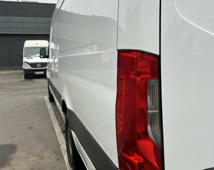 Білий Мерседес Sprinter, об'ємом двигуна 0 л та пробігом 200 тис. км за 40000 $, фото 4 на Automoto.ua