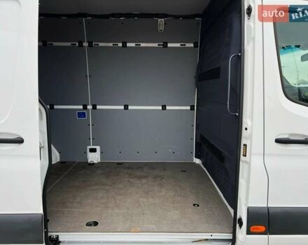 Белый Мерседес Sprinter, объемом двигателя 0 л и пробегом 10 тыс. км за 21500 $, фото 27 на Automoto.ua