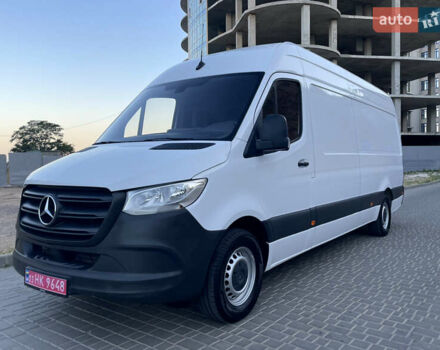 Белый Мерседес Sprinter, объемом двигателя 2 л и пробегом 195 тыс. км за 26900 $, фото 1 на Automoto.ua