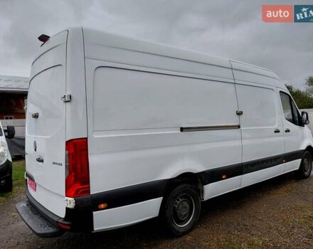 Белый Мерседес Sprinter, объемом двигателя 0 л и пробегом 207 тыс. км за 22600 $, фото 33 на Automoto.ua