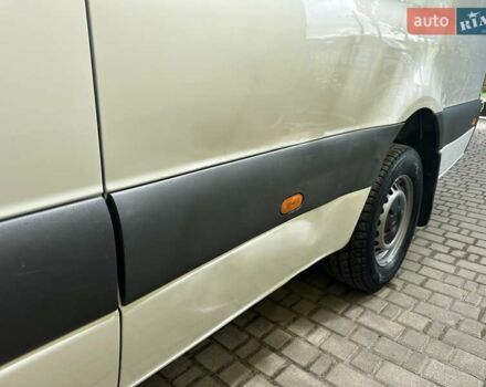 Белый Мерседес Sprinter, объемом двигателя 2 л и пробегом 244 тыс. км за 28800 $, фото 7 на Automoto.ua