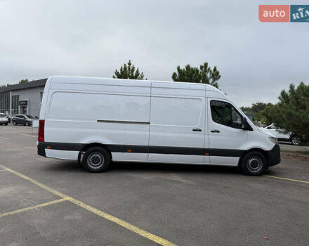 Белый Мерседес Sprinter, объемом двигателя 2 л и пробегом 240 тыс. км за 25999 $, фото 20 на Automoto.ua