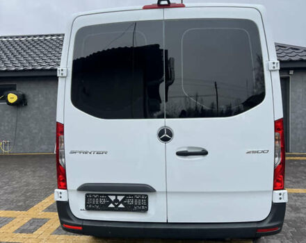Мерседес Sprinter 2021 в Киеве на Automoto.ua Белый Мерседес Sprinter, объемом двигателя 3 л и пробегом 105 тыс. км за 32999 $, фото 5 на Automoto.ua