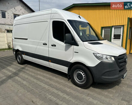 Белый Мерседес Sprinter, объемом двигателя 0 л и пробегом 53 тыс. км за 21000 $, фото 2 на Automoto.ua