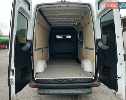 Белый Мерседес Sprinter, объемом двигателя 2 л и пробегом 237 тыс. км за 25499 $, фото 12 на Automoto.ua