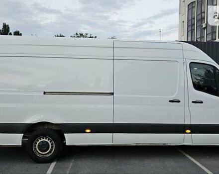 Белый Мерседес Sprinter, объемом двигателя 2.2 л и пробегом 490 тыс. км за 25990 $, фото 6 на Automoto.ua