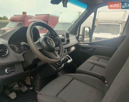 Белый Мерседес Sprinter, объемом двигателя 2.1 л и пробегом 245 тыс. км за 24700 $, фото 14 на Automoto.ua