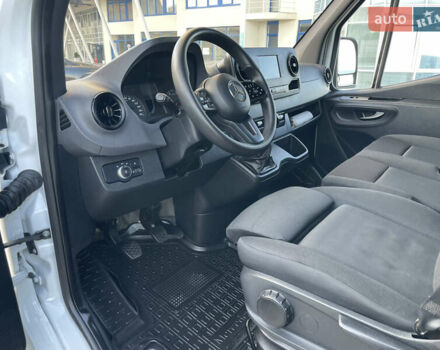 Белый Мерседес Sprinter, объемом двигателя 2.2 л и пробегом 288 тыс. км за 24900 $, фото 31 на Automoto.ua