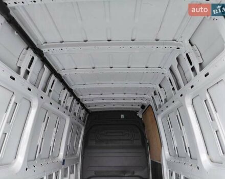 Белый Мерседес Sprinter, объемом двигателя 0 л и пробегом 207 тыс. км за 22600 $, фото 29 на Automoto.ua