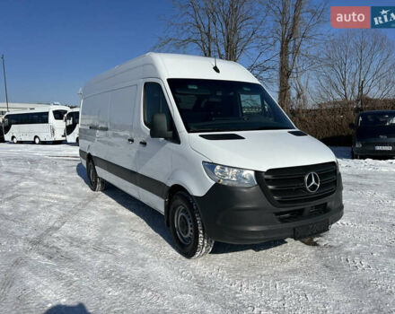 Белый Мерседес Sprinter, объемом двигателя 3 л и пробегом 299 тыс. км за 36999 $, фото 5 на Automoto.ua