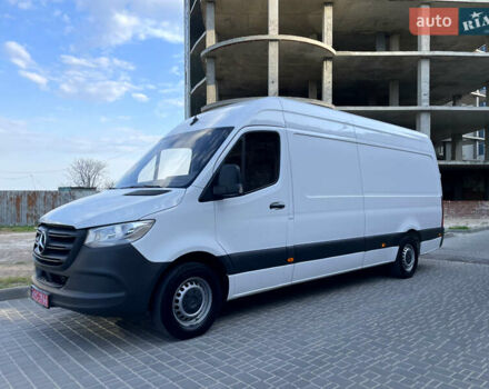 Белый Мерседес Sprinter, объемом двигателя 2.2 л и пробегом 298 тыс. км за 25600 $, фото 5 на Automoto.ua