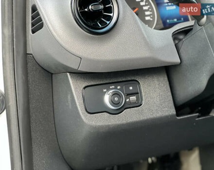 Білий Мерседес Sprinter, об'ємом двигуна 2.2 л та пробігом 253 тис. км за 24500 $, фото 104 на Automoto.ua