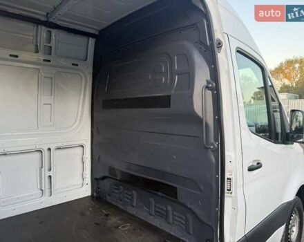Белый Мерседес Sprinter, объемом двигателя 2 л и пробегом 311 тыс. км за 23900 $, фото 8 на Automoto.ua