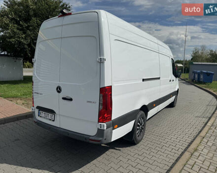 Белый Мерседес Sprinter, объемом двигателя 2.99 л и пробегом 20 тыс. км за 58000 $, фото 9 на Automoto.ua